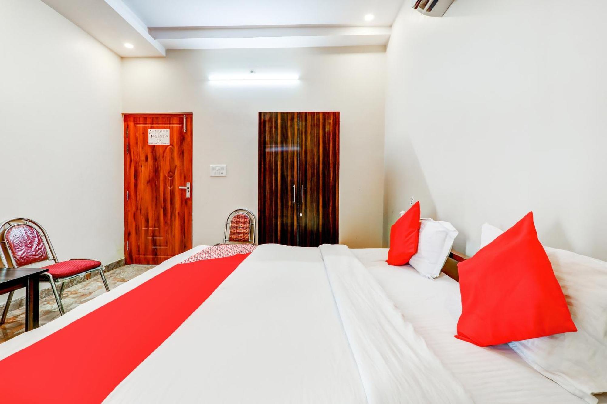 Oyo Flagship Raghuvar Palace Hotel Lucknow Exterior photo